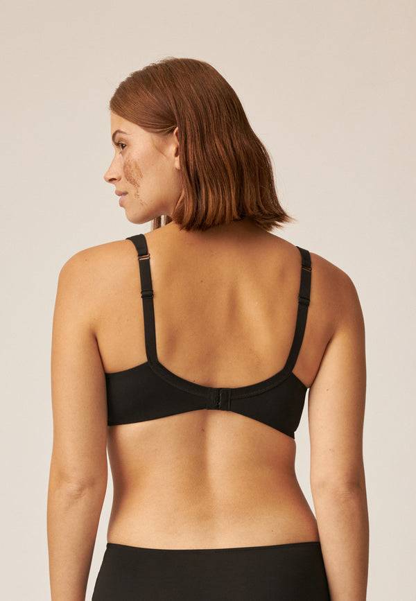 Naturana Bügelloser BH mit Schale und Glanzband - Schwarz Exklusivangebot