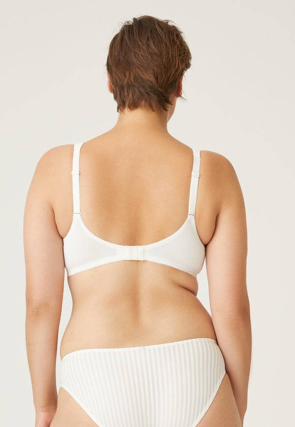 Naturana Soft-BH mit Schale und Entlastungsträgern - Champagner Neueste Mode