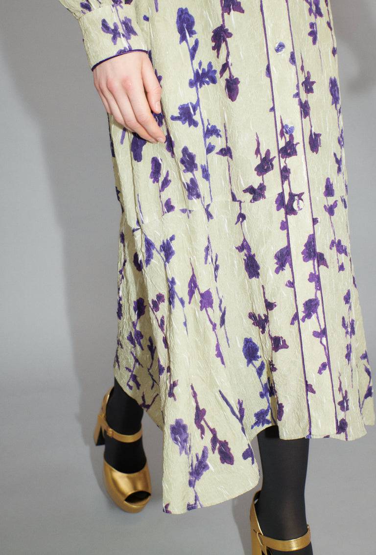 Odeeh Flower Items on Crushed Crepe Kleid, Almond Super Rabatt