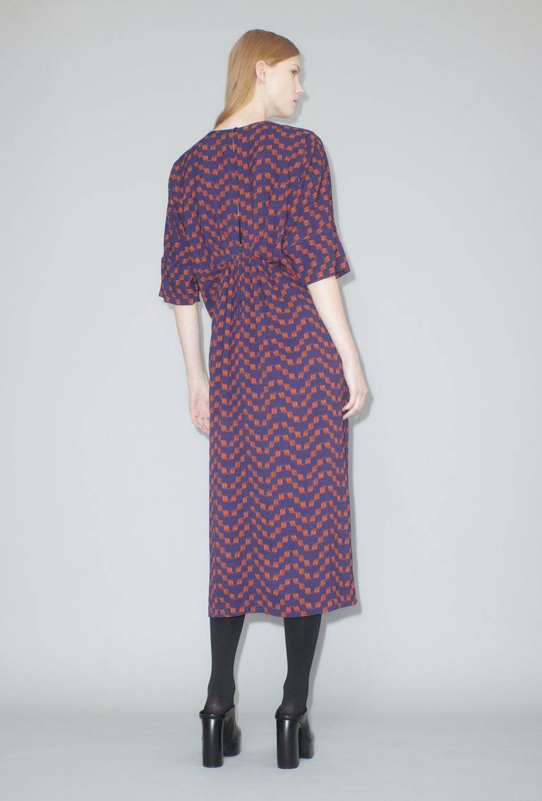 Odeeh Painted Zig Zag Kleid, Lava Outlet