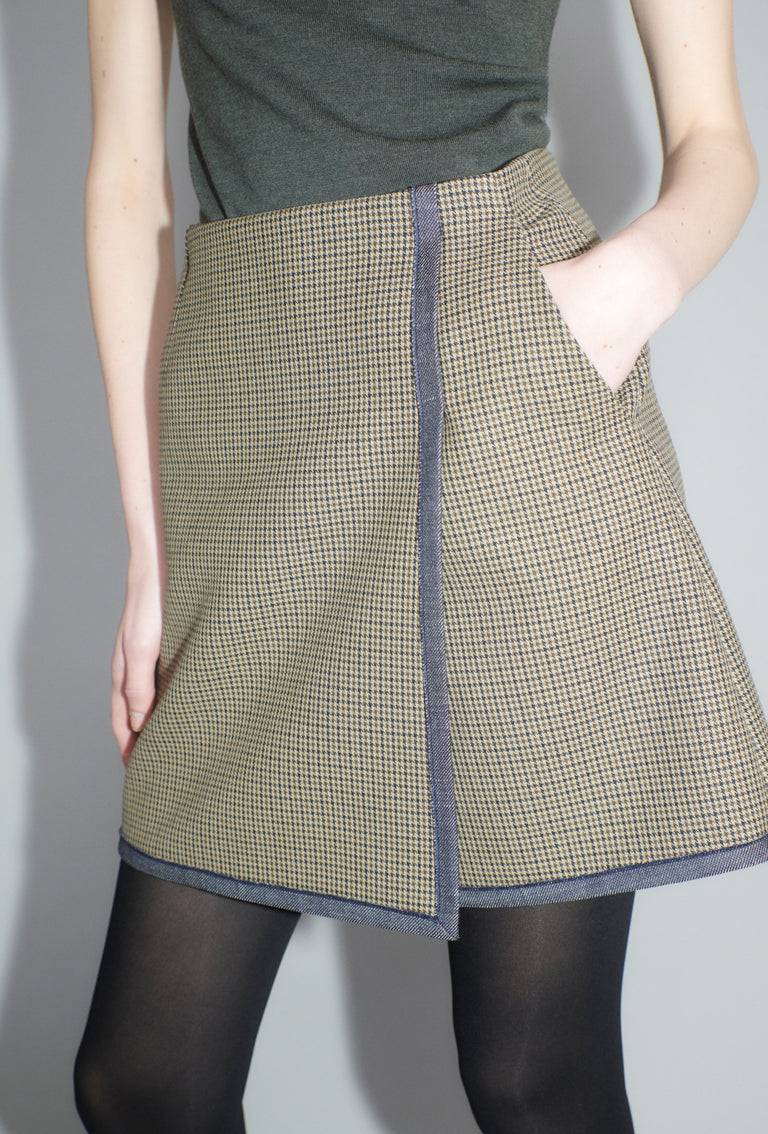 Odeeh Bounded Denim Rock, Khaki Meist gekauft