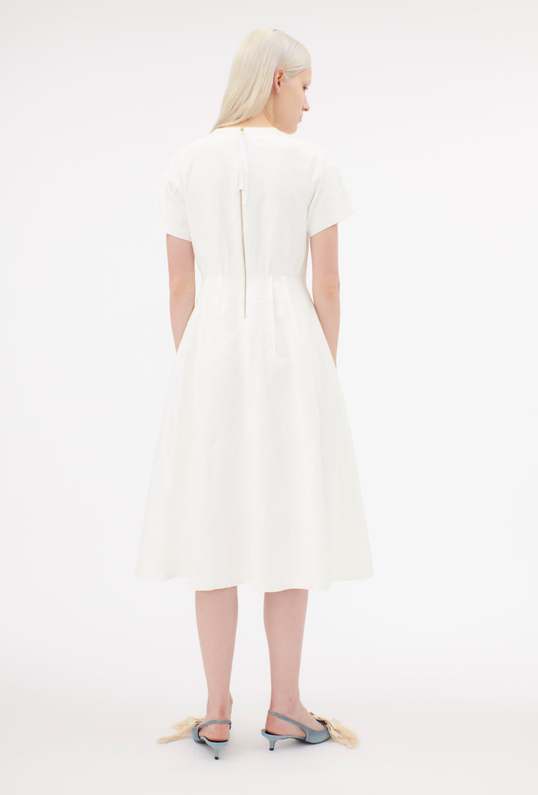 Odeeh Crinkled Duchesse Stonewashed Kleid, Milk Im Verkauf