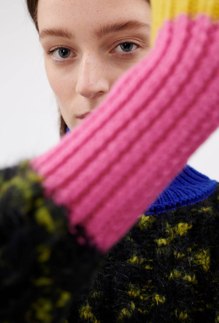 Odeeh Color Block Patch Pullover, Dark Moss Bis zu 50% Rabatt