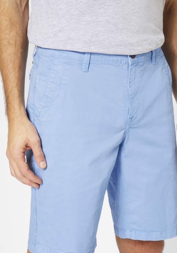 Paddocks MITCH CHINO Bermuda bequeme Passform - light blue Exklusive Angebote