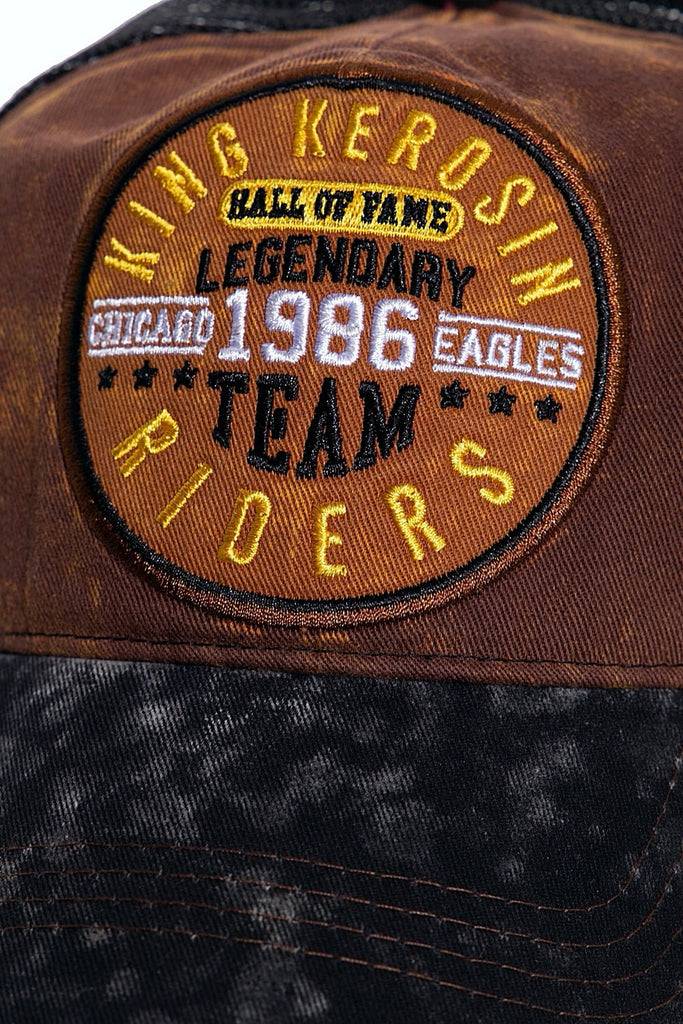 Queen Kerosin Trucker Cap mit Enzymwash und Stickerei «Legendary Team» Outlet