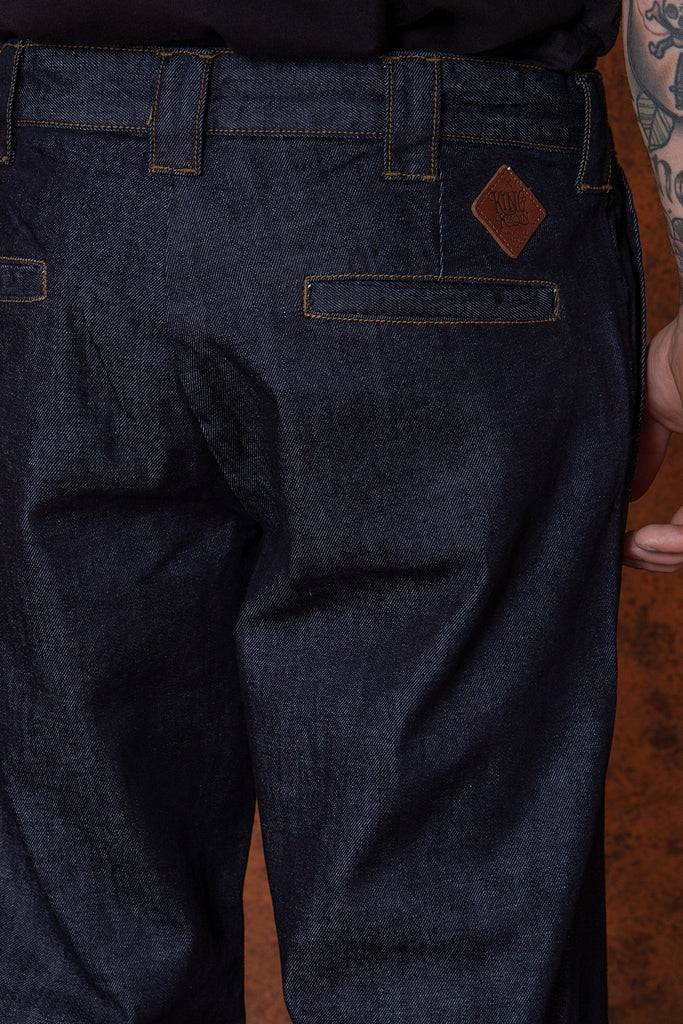 Queen Kerosin Straight Fit Jeans im Workwear-Style «Garage Wear» Outlet