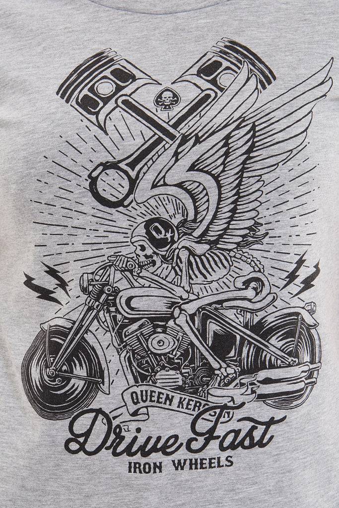 Queen Kerosin Melange Shirt aus Melange Jersey mit Front Motiv «Drive Fast» Vierteljährliche Förderung