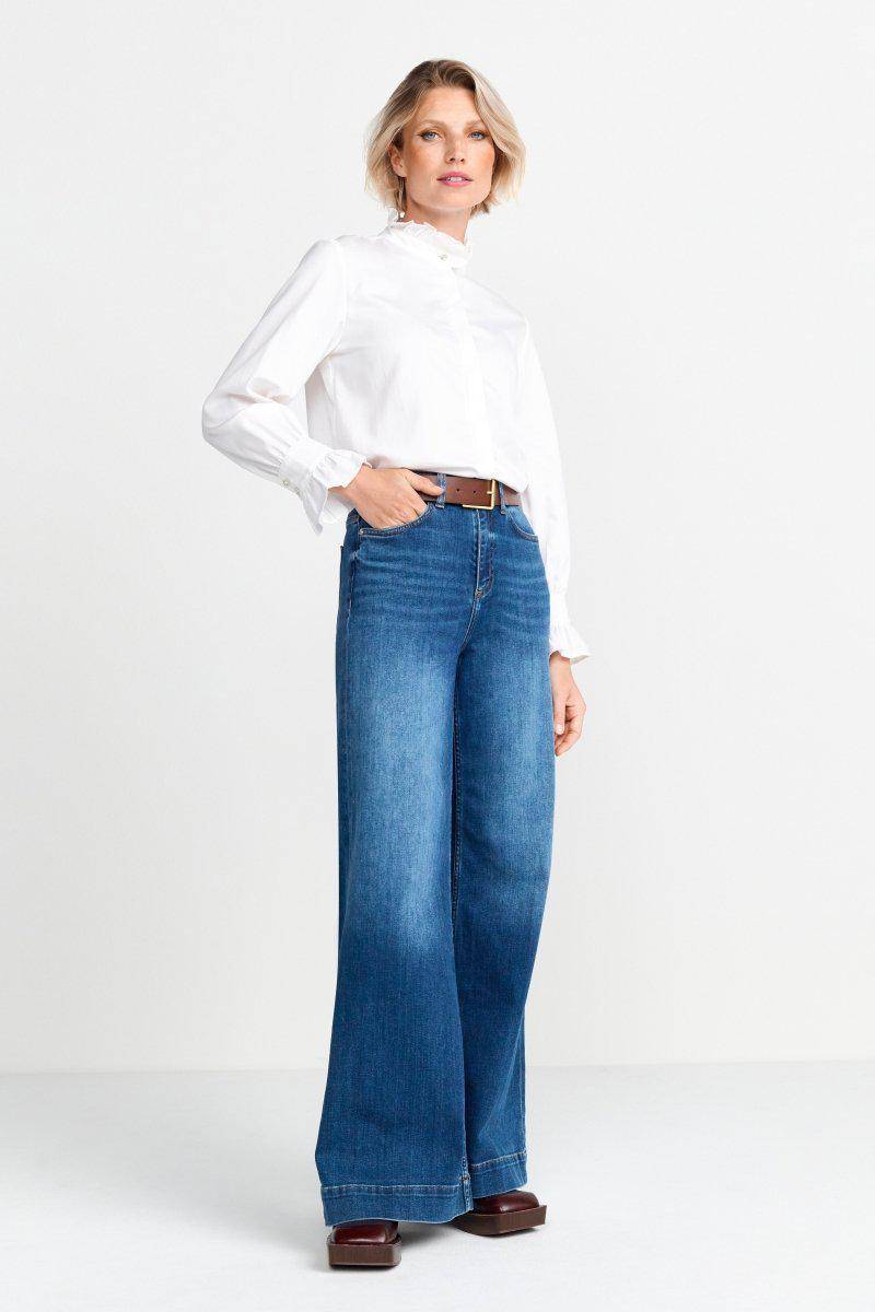 Eich & Royal Weiße Bluse mit Rüschenkragen Saisonale Angebote