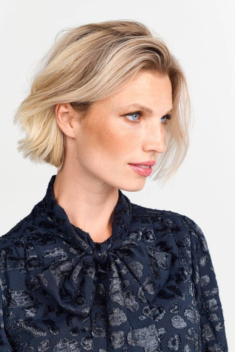 Eich & Royal Bluse mit Schleifenkragen Sonderangebote