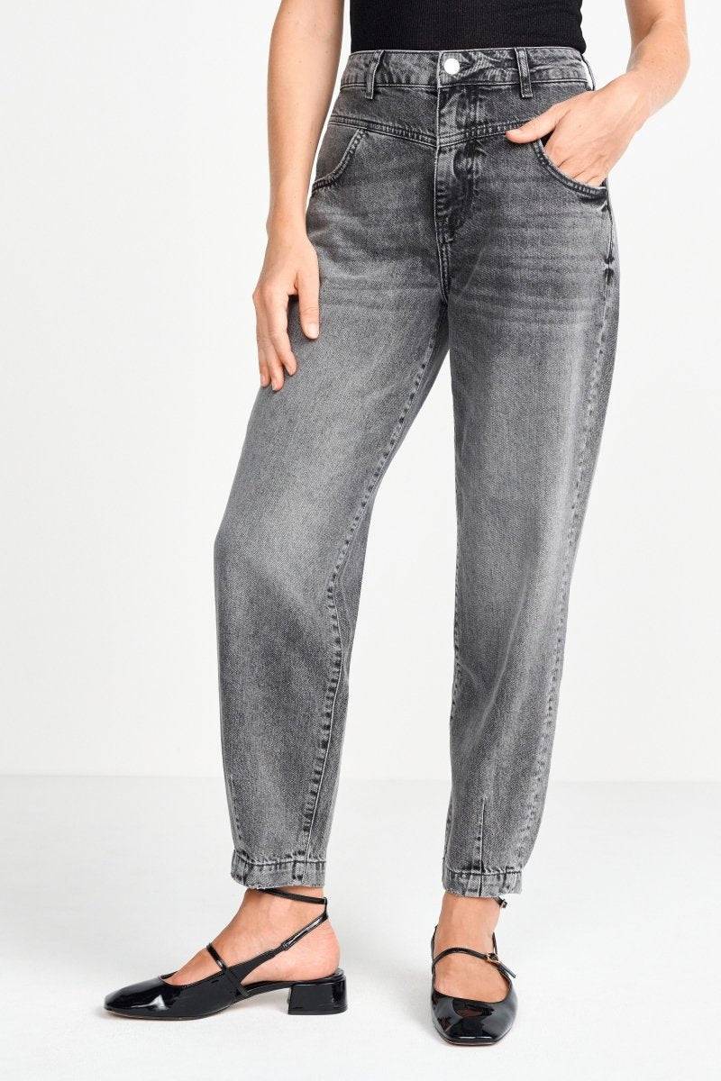 Eich & Royal Denim im Slouchy-Fit Fabrikladen