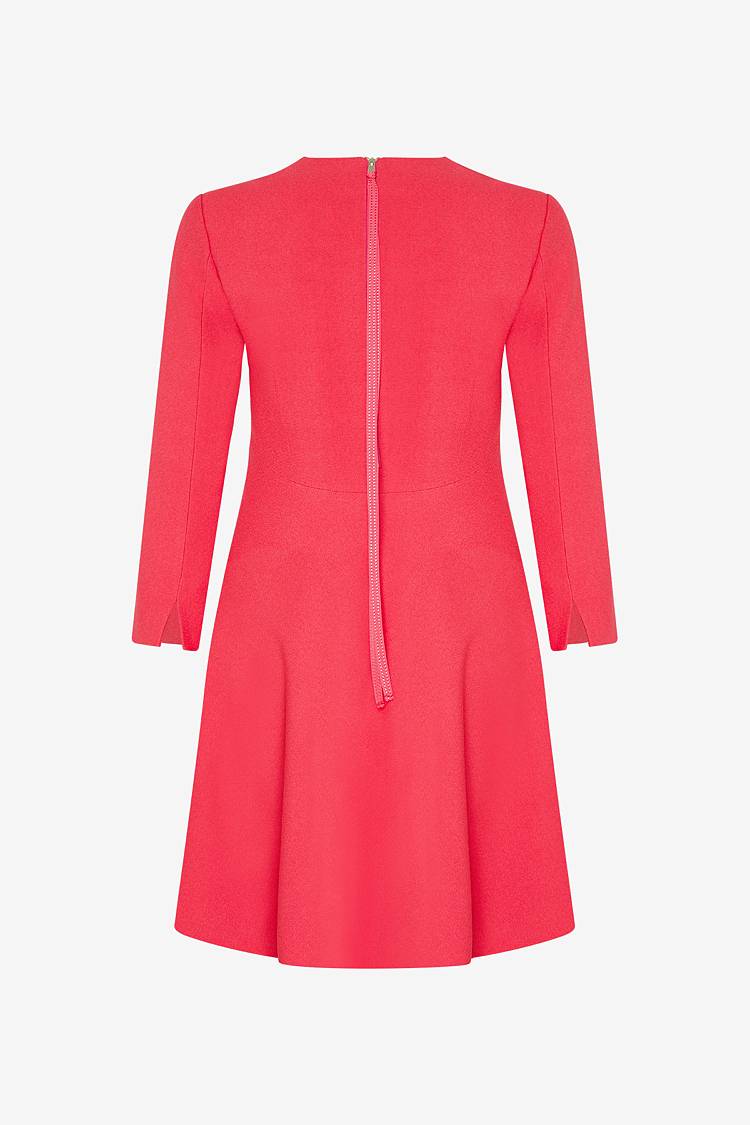 Sly 010 Minimalistisches langärmliges Kleid aus Crêpe Bestseller