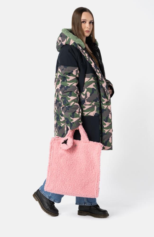 Stuff Maker Teddy Handbag in Pink Letzte 3 Tage